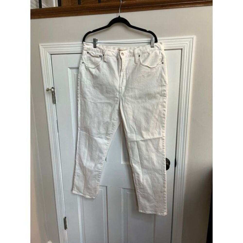 Madewell white jeans size 33